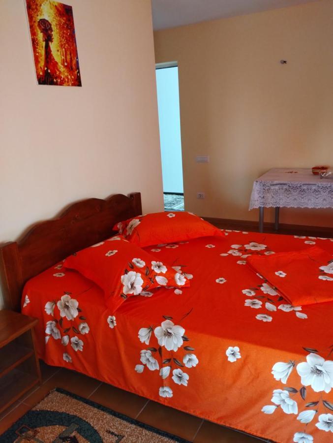 Casa Doina Hotel ดูอาเซชิ ซิ เตร ออกุสต์ ภายนอก รูปภาพ
