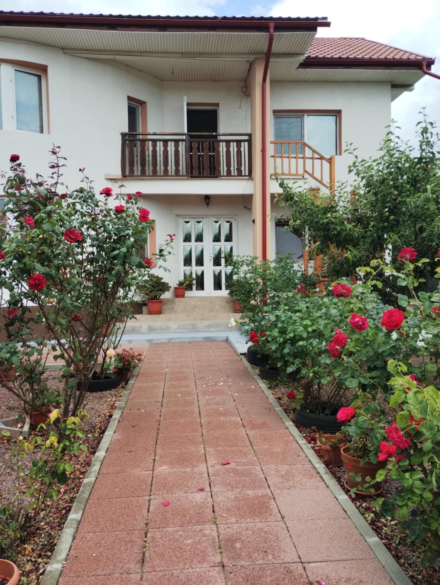Casa Doina Hotel ดูอาเซชิ ซิ เตร ออกุสต์ ภายนอก รูปภาพ